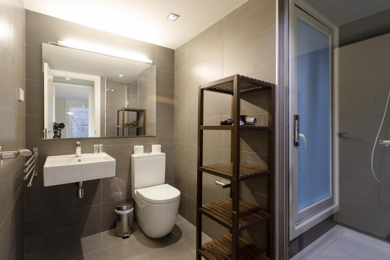 Bbarcelona Poblenou Beach Flats ภายนอก รูปภาพ